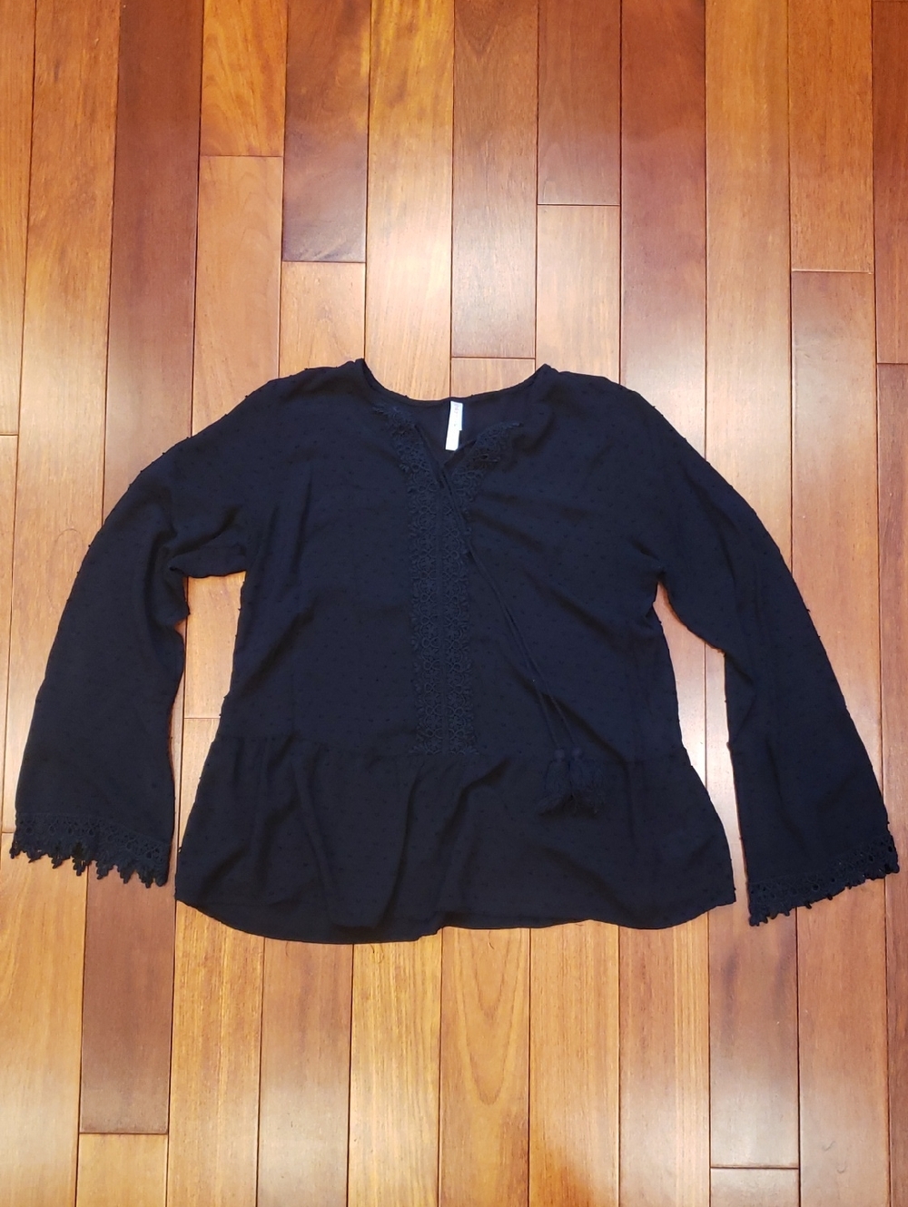 Xhilaration long sleeve black tunic with crochet detail. Women's Medium